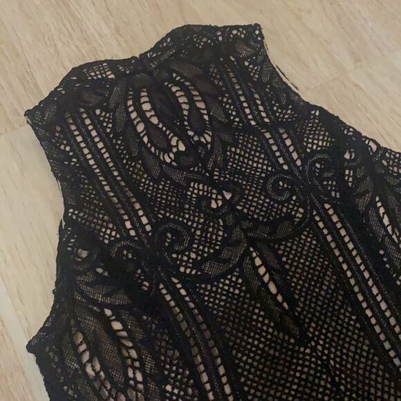 NWT Forever 21 Thick Black Lace Dress - Picture 10 of 10